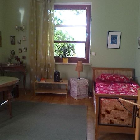 Messezimmer Naehe Zentrum Köln Kültér fotó