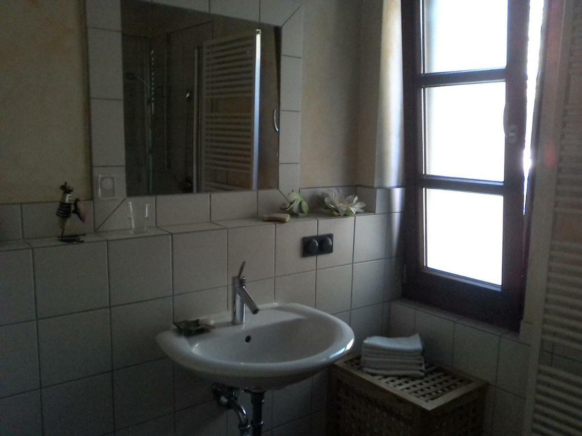 Messezimmer Naehe Zentrum Köln Kültér fotó