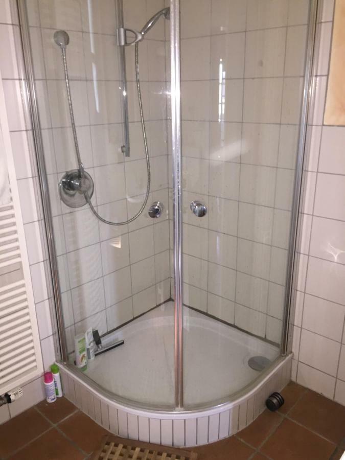 Messezimmer Naehe Zentrum Köln Kültér fotó